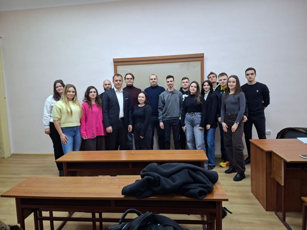 Dekan i profesori Odjela upravnih studija održali predavanja u Lavovu (Ukrajina)