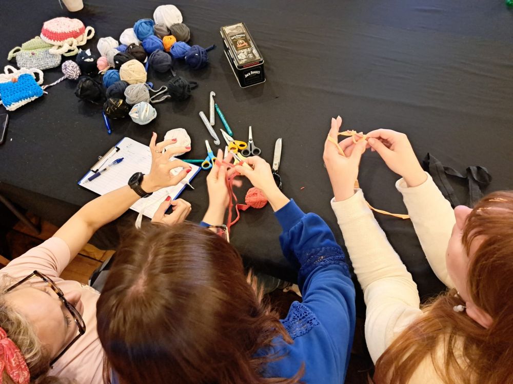 Održana kreativna radionica kukičanja